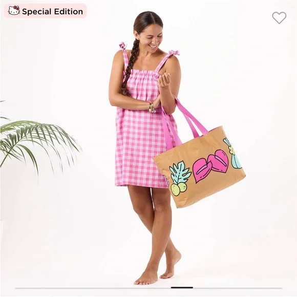 ALOHA COLLECTION SPECIAL EDITION Hello Kitty Holo Holo Tote - Picture 9 of 11